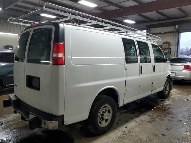 1GCWGAFGXJ1907155 - 2018 CHEVROLET EXPRESS G2 WHITE photo 3