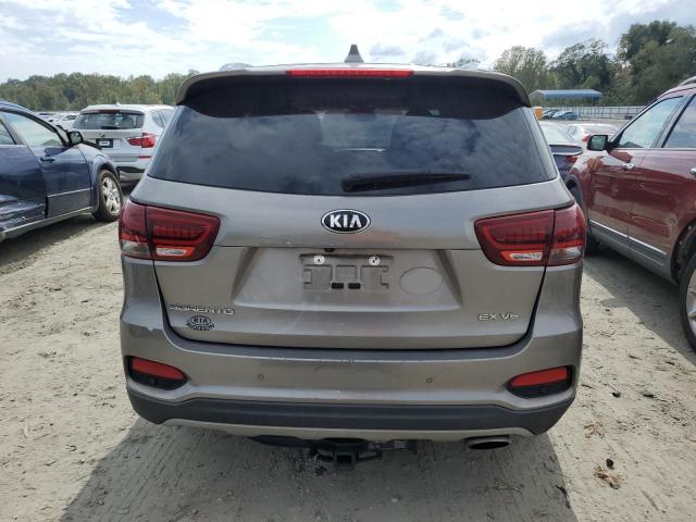 5XYPH4A56KG469213 - 2019 KIA SORENTO EX SILVER photo 6