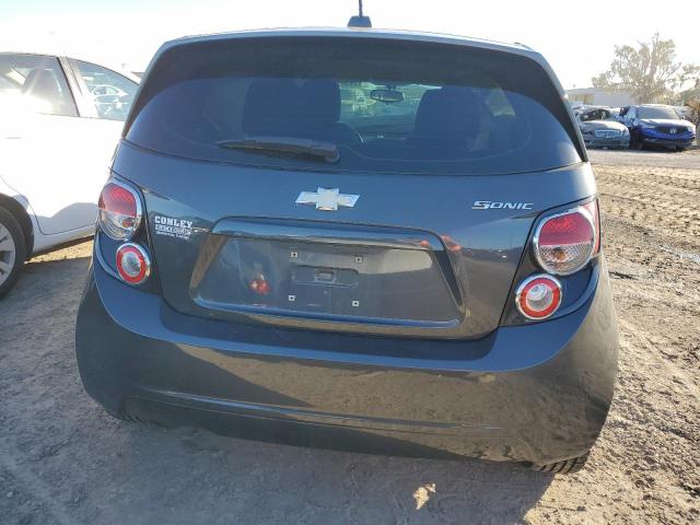 1G1JA6SH4G4150096 - 2016 CHEVROLET SONIC LS 石墨色 照片 6