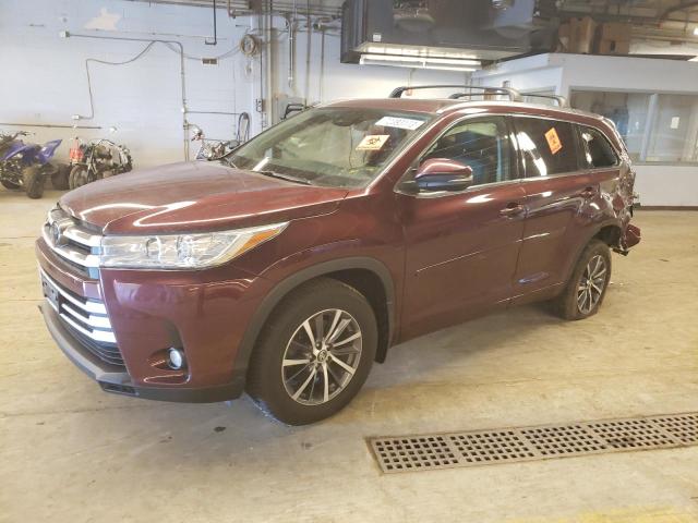 5TDJZRFH2HS408276 - 2017 TOYOTA HIGHLANDER SE BURGUNDY photo 1