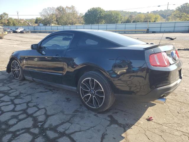 1ZVBP8AM3B5105302 - 2011 FORD MUSTANG BLACK photo 2