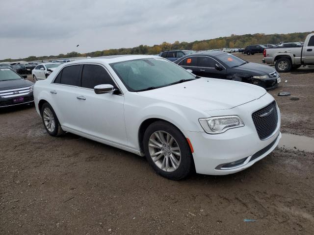 2C3CCAEG9GH342668 - 2016 CHRYSLER 300C WHITE photo 4