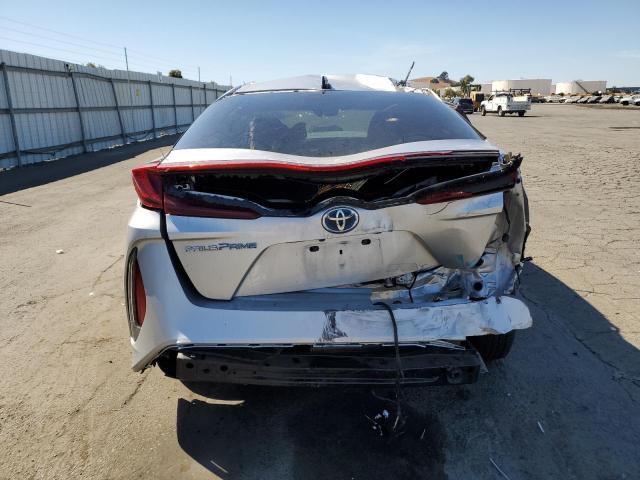 JTDKARFP3H3033633 - 2017 TOYOTA PRIUS PRIM ვერცხლისფერი ფოტო 6