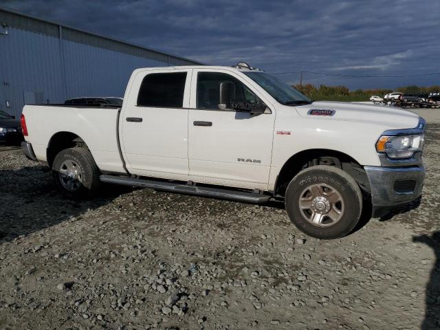 3C6UR5CJ8LG174916 - 2020 RAM 2500 TRADESMAN WHITE photo 4