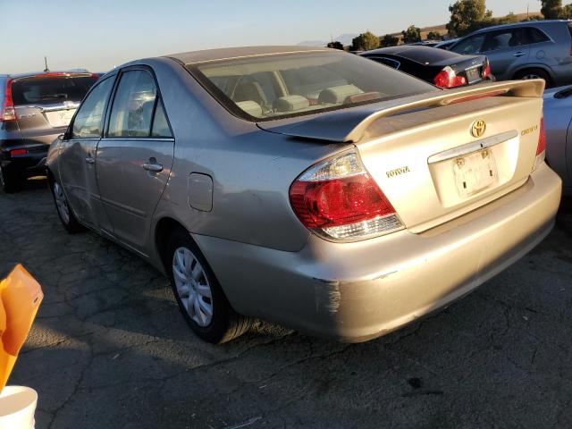 4T1BE30K15U001456 - 2005 TOYOTA CAMRY LE GRAY photo 2