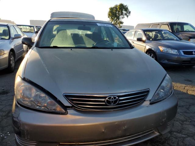 4T1BE30K15U001456 - 2005 TOYOTA CAMRY LE GRAY photo 5