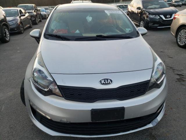 KNADM4A30G6652658 - 2016 KIA RIO LX SILVER photo 5