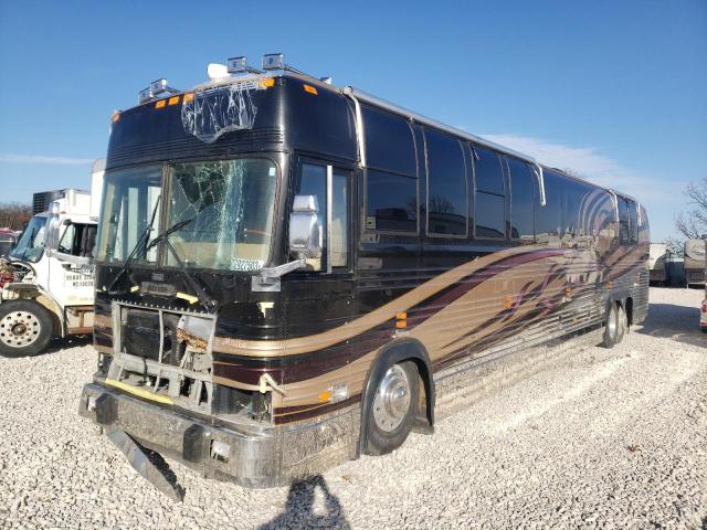 2PCM3349XX1026722 - 1999 PREVOST BUS BLACK photo 2