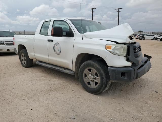5TFUW5F10FX424632 - 2015 TOYOTA TUNDRA DOUBLE CAB SR/SR5 WHITE photo 4