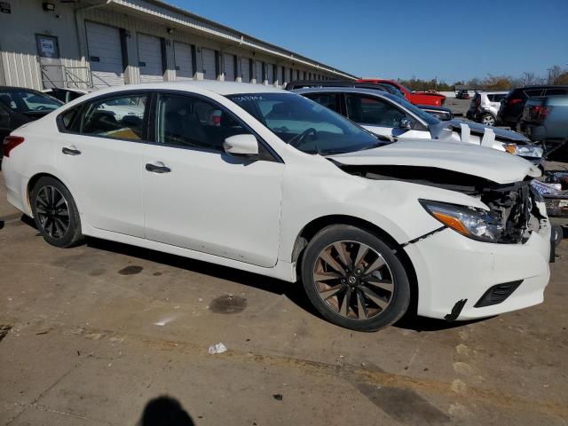 1N4AL3AP0JC262678 - 2018 NISSAN ALTIMA 2.5 WHITE photo 4