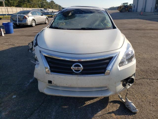 1N4AL3AP5DN553279 - 2013 NISSAN ALTIMA 2.5 WHITE photo 5