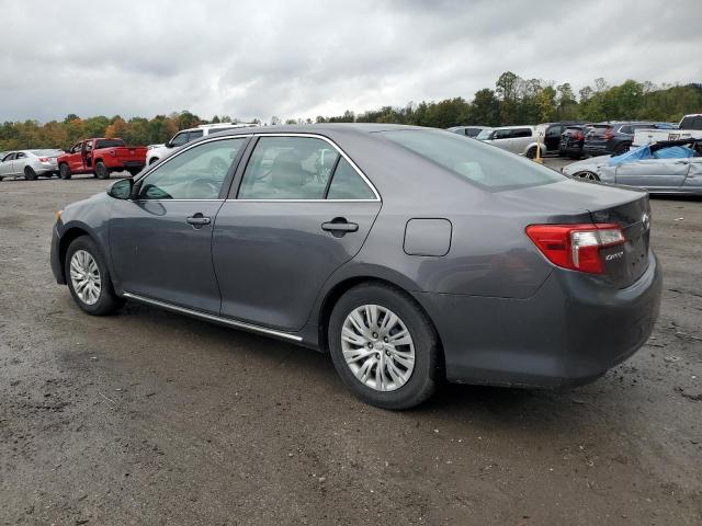 4T1BD1FK4EU114977 - 2014 TOYOTA CAMRY HYBRID GRAY photo 2