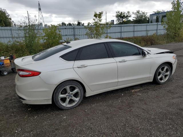 3FA6P0H72GR167158 - 2016 FORD FUSION SE WHITE photo 3