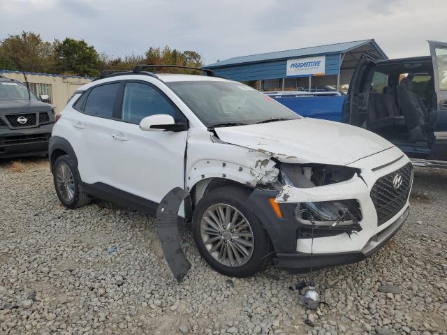 KM8K62AA1MU734439 - 2021 HYUNDAI KONA SEL PLUS WHITE photo 4