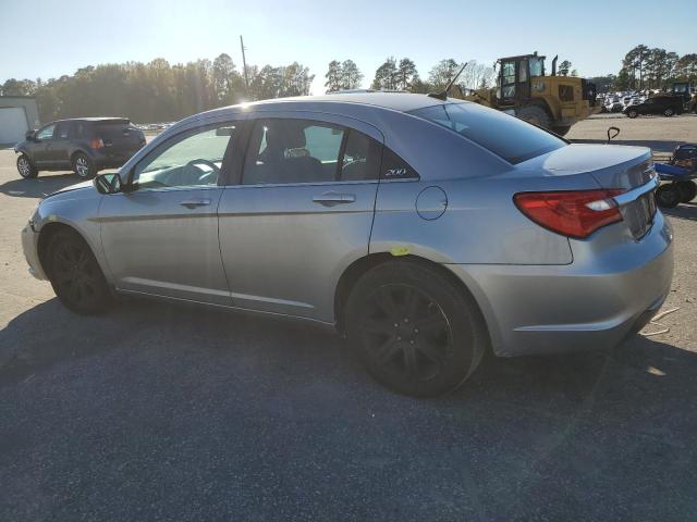 1C3CCBABXDN671138 - 2013 CHRYSLER 200 LX SILVER photo 2