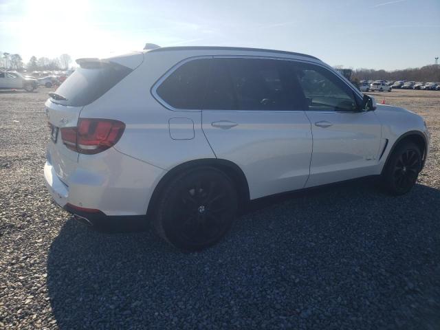 5UXKT0C5XG0S78842 - 2016 BMW X5 XDR40E WHITE photo 3