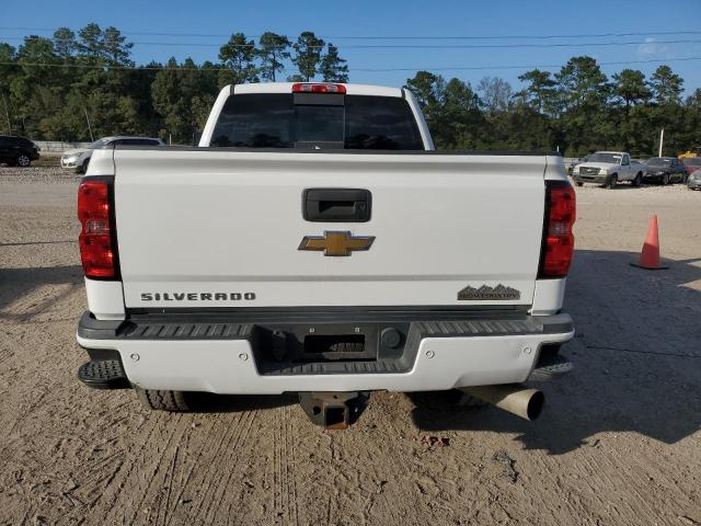 1GC1KXE85FF668744 - 2015 CHEVROLET SILVERADO K2500 HIGH COUNTRY WHITE photo 6