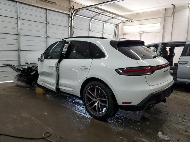 WP1AG2A54NLB21558 - 2022 PORSCHE MACAN S WHITE photo 2