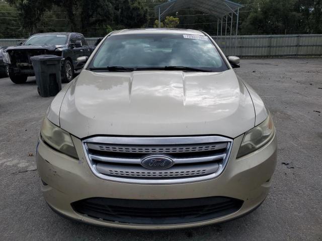 1FAHP2EW1AG142556 - 2010 FORD TAURUS SEL BEIGE photo 5