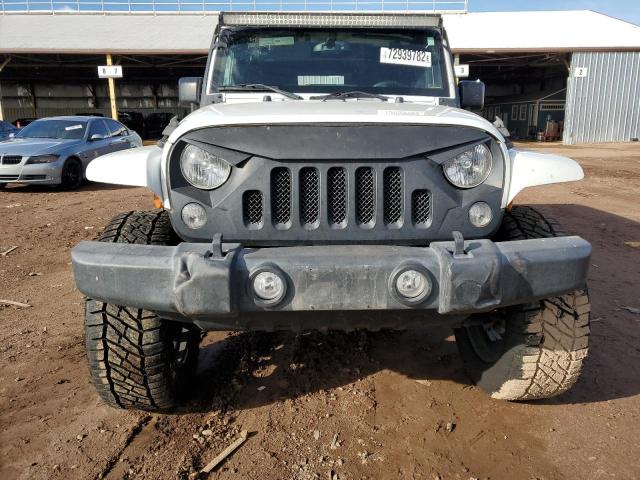 1C4BJWDG4FL675020 - 2015 JEEP WRANGLER U SPORT WHITE photo 5