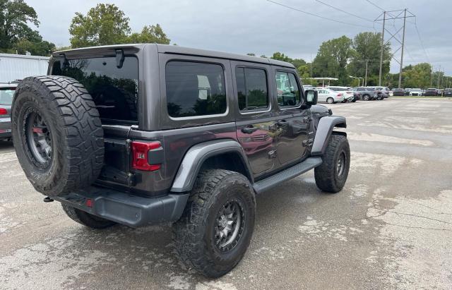 1C4HJXEG1JW117874 - 2018 JEEP WRANGLER U SAHARA GRAY photo 4