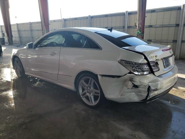 WDDKJ7CB6BF121262 - 2011 MERCEDES-BENZ E 550 WHITE photo 2