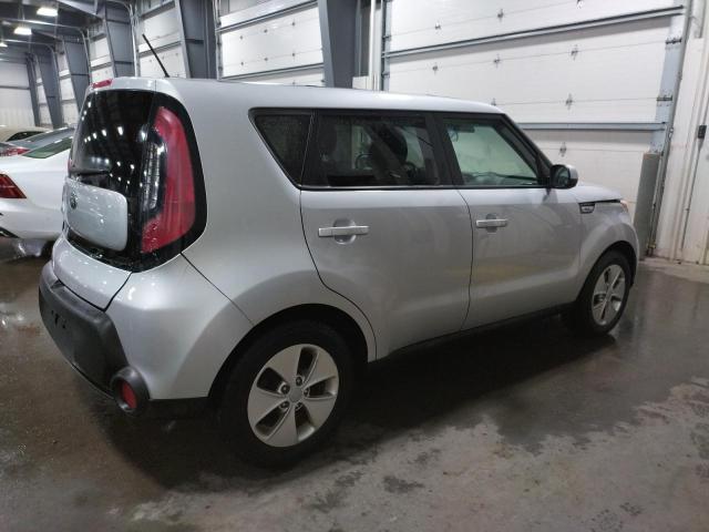 KNDJN2A29F7814018 - 2015 KIA SOUL SILVER photo 3