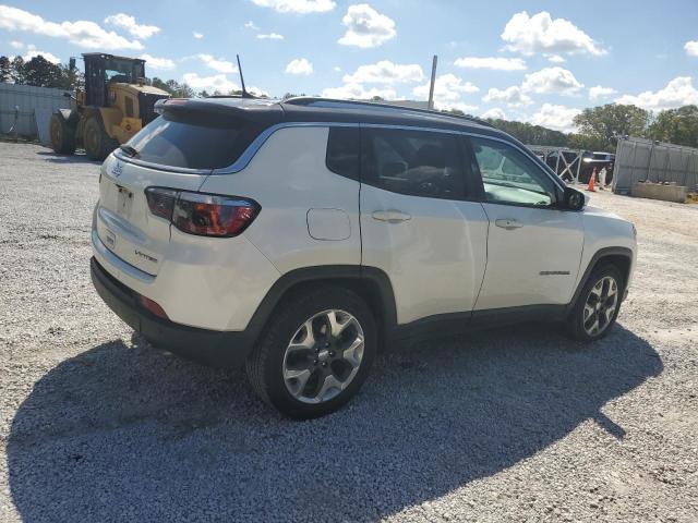 3C4NJCCB5JT462060 - 2018 JEEP COMPASS LIMITED BEIGE photo 3