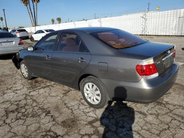 4T1BE32K25U533912 - 2005 TOYOTA CAMRY LE GRAY photo 2