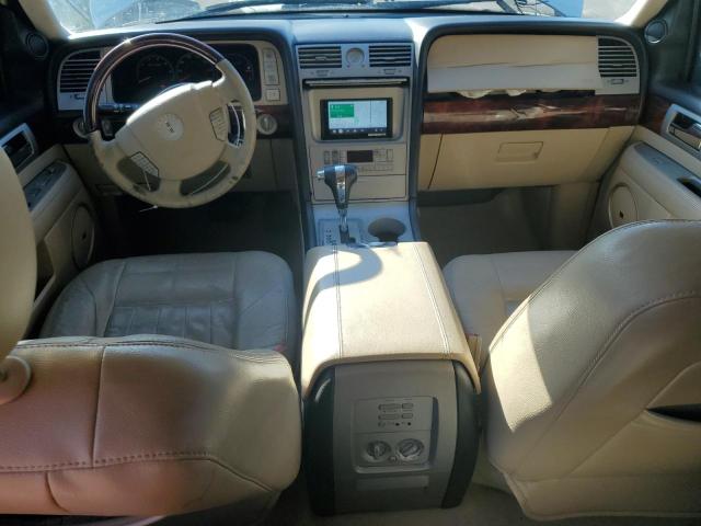 5LMFU285X6LJ07860 - 2006 LINCOLN NAVIGATOR ბეჟი ფოტო 8