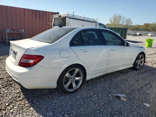 WDDGF4HB2EA966870 - 2014 MERCEDES-BENZ C 250 WHITE photo 3