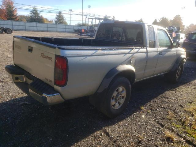 1N6ED26Y3YC387069 - 2000 NISSAN FRONTIER KING CAB XE SILVER photo 3