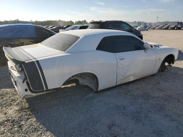 2C3CDZFJ8JH300828 - 2018 DODGE CHALLENGER R/T 392 WHITE photo 3