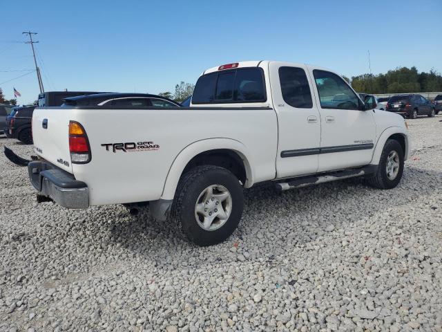 5TBBT441X4S448624 - 2004 TOYOTA TUNDRA ACCESS CAB SR5 WHITE photo 3