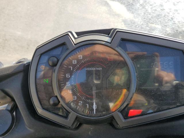 JKAEXEJ16KDA04035 - 2019 KAWASAKI EX650 J შავი ფოტო 8