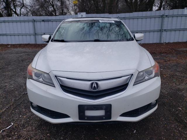 19VDE1F75DE401661 - 2013 ACURA ILX 20 TECH WHITE photo 5