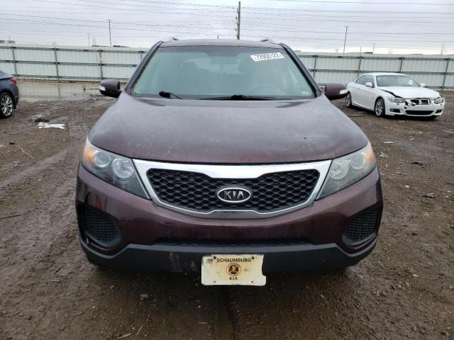 5XYKTDA25CG245088 - 2012 KIA SORENTO BASE BURGUNDY photo 5