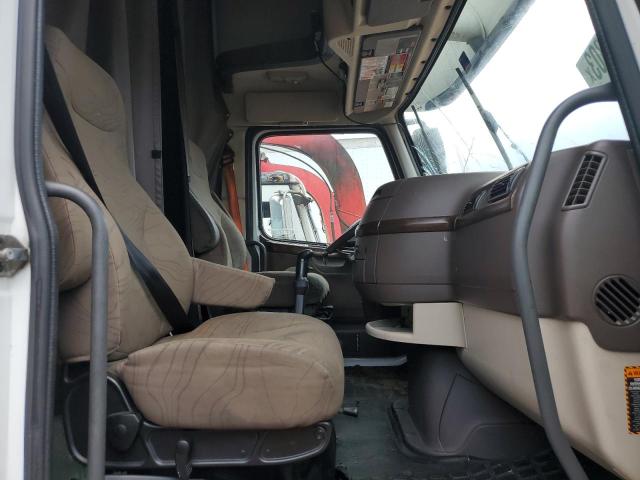 4V4NC9EH2EN151257 - 2014 VOLVO VN VNL WHITE photo 5