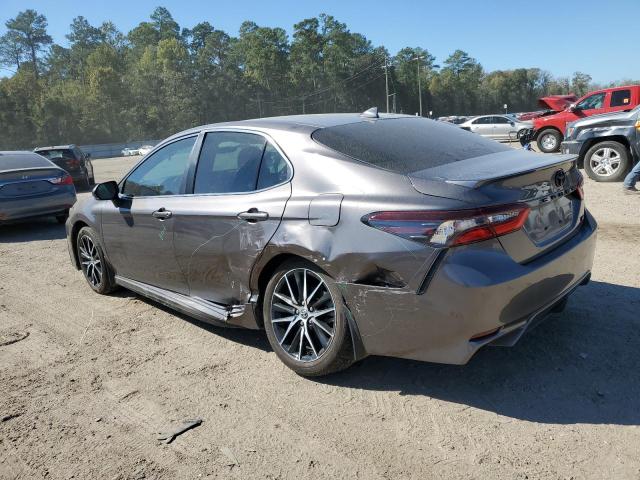 4T1G11AKXPU792612 - 2023 TOYOTA CAMRY SE NIGHT SHADE GRAY photo 2