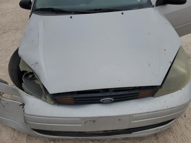 1FAFP36343W164934 - 2003 FORD FOCUS SE SILVER photo 11