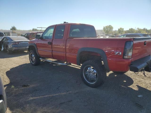 2GCEK19T421312591 - 2002 CHEVROLET SILVERADO K1500 RED photo 2