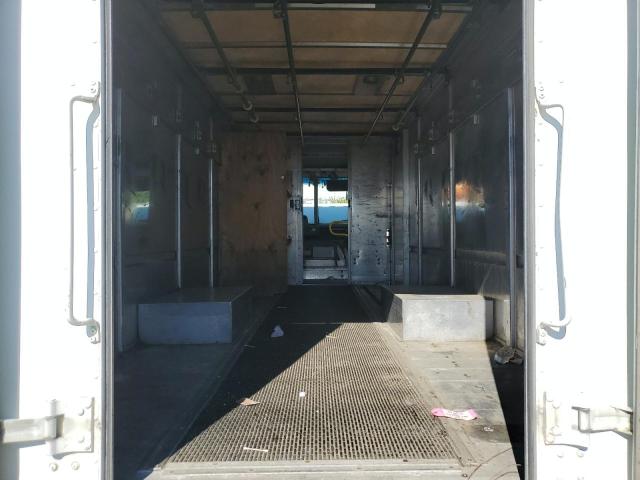 4UZA4FA46WC950508 - 1998 FREIGHTLINER CHASSIS M LINE WALK-IN VAN WHITE photo 6