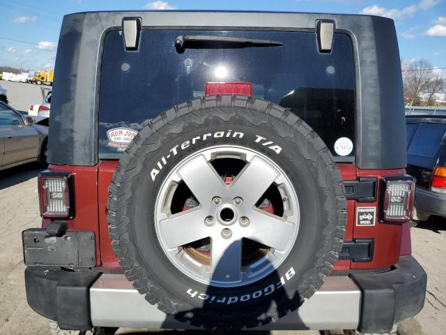 1J4GA5D12AL107119 - 2010 JEEP WRANGLER SAHARA RED photo 6