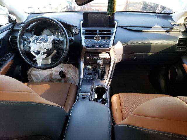 JTJBARBZ2K2187087 - 2019 LEXUS NX 300 BASE Srebrny zdjęcie 8