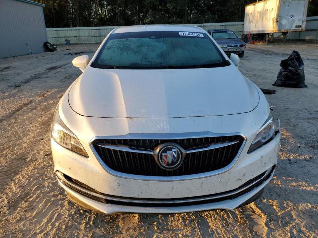 1G4ZR5SS8HU125014 - 2017 BUICK LACROSSE PREMIUM WHITE photo 5