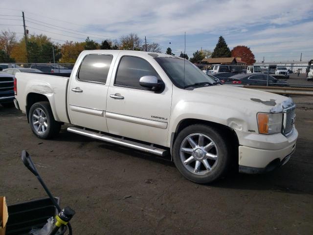 3GTP2XE20CG136009 - 2012 GMC SIERRA K1500 DENALI WHITE photo 4