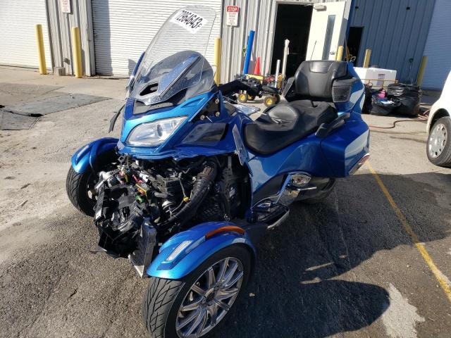 2BXNBDD21JV004656 - 2018 CAN-AM SPYDER ROA RT BLUE photo 2