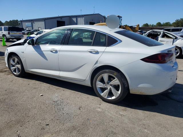 W04GL6SX2J1078613 - 2018 BUICK REGAL PREFERRED WHITE photo 2