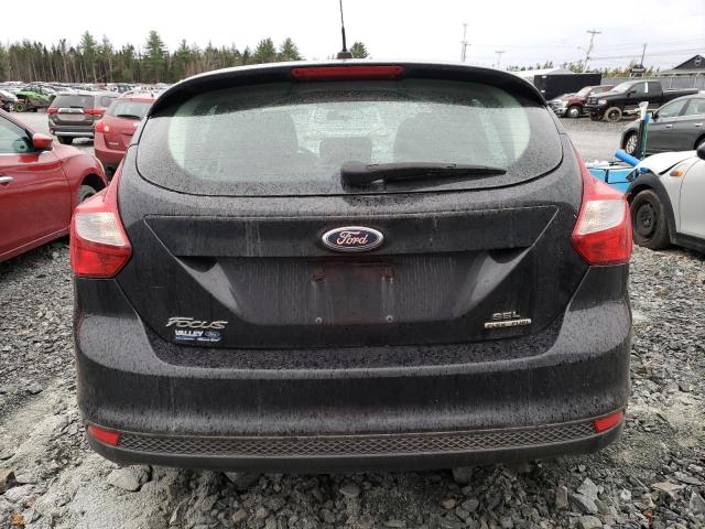 1FAHP3M2XCL438349 - 2012 FORD FOCUS SEL BLACK photo 6