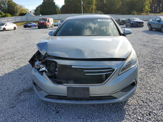 5NPE24AF9HH563153 - 2017 HYUNDAI SONATA SE SILVER photo 5